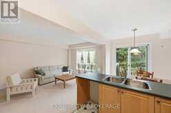 702 MACLEAN COURT | Kingston Ontario | Slide Image Thirteen