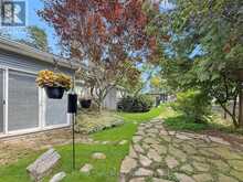 9 POINT CRESCENT | Kingston Ontario | Slide Image Four