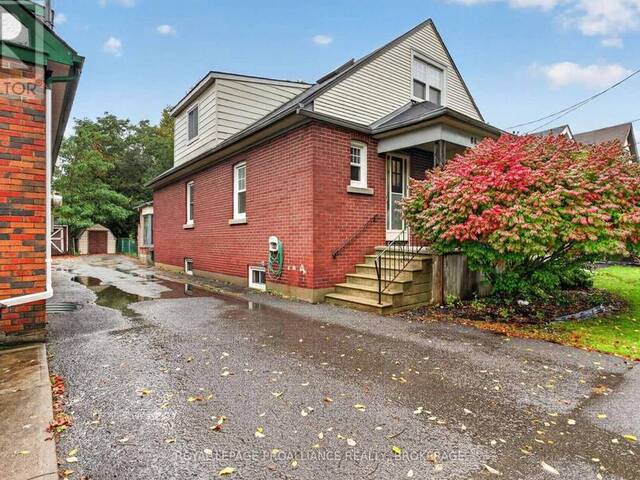 86 ELLERBECK STREET Kingston Ontario, K7L 4H7 - 5 Bedrooms Waterfront Home For sale