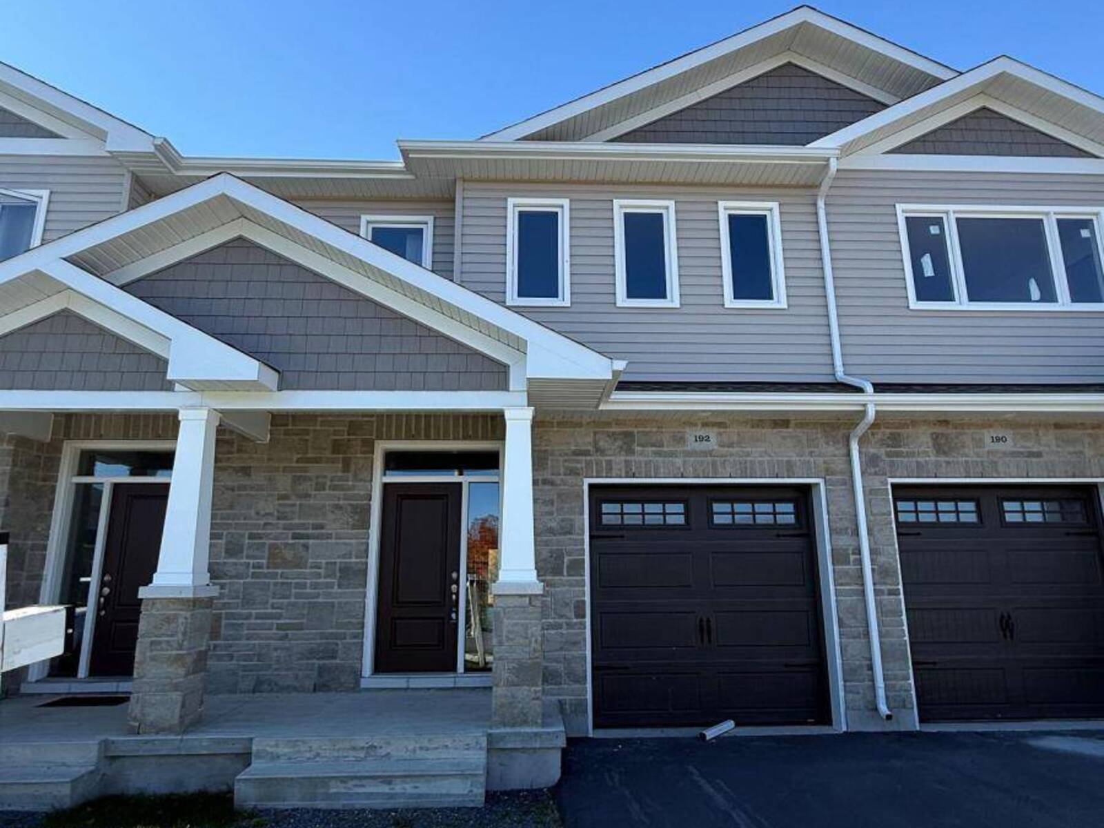 192 HERITAGE PARK DRIVE, Greater Napanee, Ontario K7R 3X8