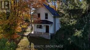 41 CROSS STREET | Frontenac Islands Ontario | Slide Image Forty-six