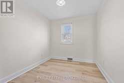 493 COLLEGE STREET | Kingston Ontario | Slide Image Thirteen