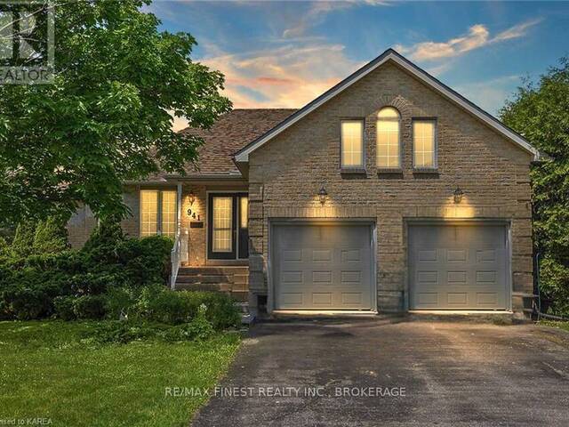 941 MALVERN TERRACE Kingston Ontario, K7P 2Y6 - 3 Bedrooms Home For Sale