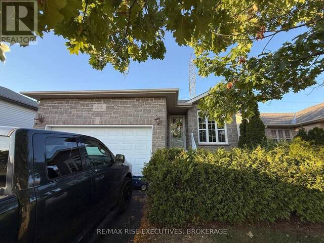 1388 OTTAWA STREET Kingston Ontario, K7P 0C2 - 3 Bedrooms Home For Sale