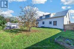 10-12 MANITOU CRESCENT | Loyalist Ontario | Slide Image Four