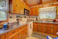 1024 SEE DRIVE | Arden Ontario | Slide Image Thirty-one