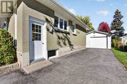 9 HENRY CRESCENT | Loyalist Ontario | Slide Image Thirty-one