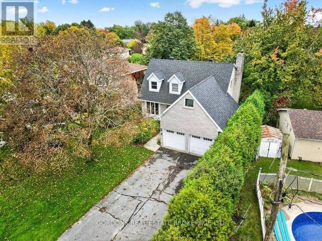 12 CASTERTON AVENUE Kingston Ontario, K7M 1R5 - 4 Bedrooms Home For Sale