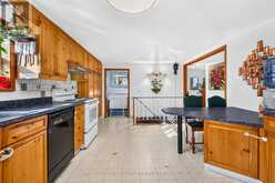 628 MACDONNELL STREET | Kingston Ontario | Slide Image Twelve