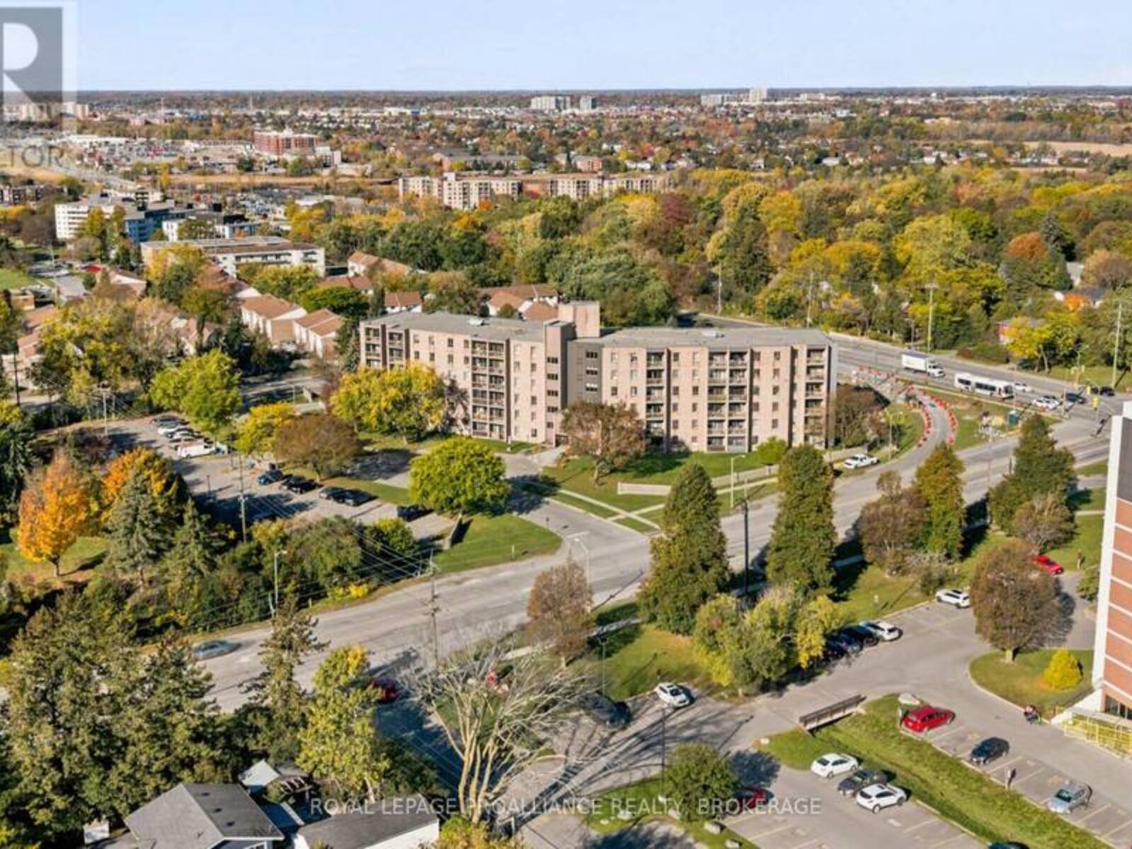 615 - 17 ELDON HALL PLACE, Kingston, Ontario K7M 7H5