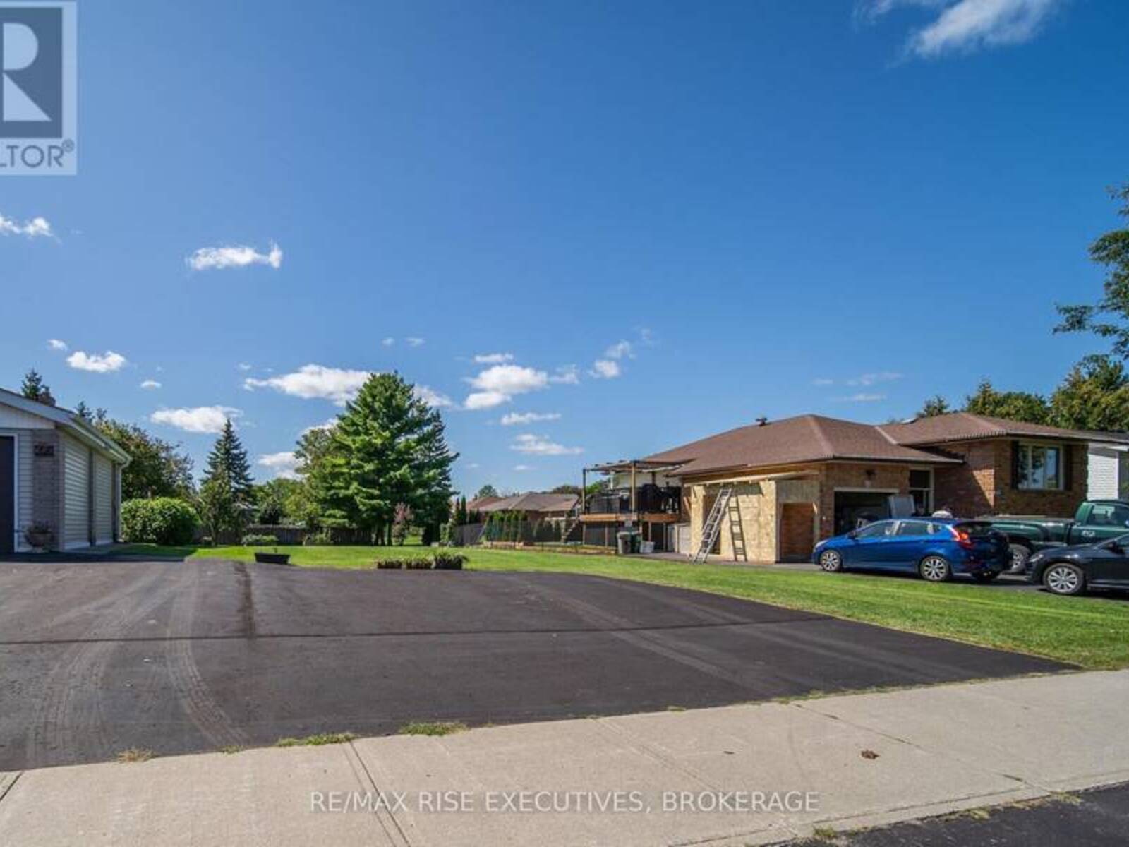 258 PALMER ROAD, Belleville, Ontario K8N 4Z2