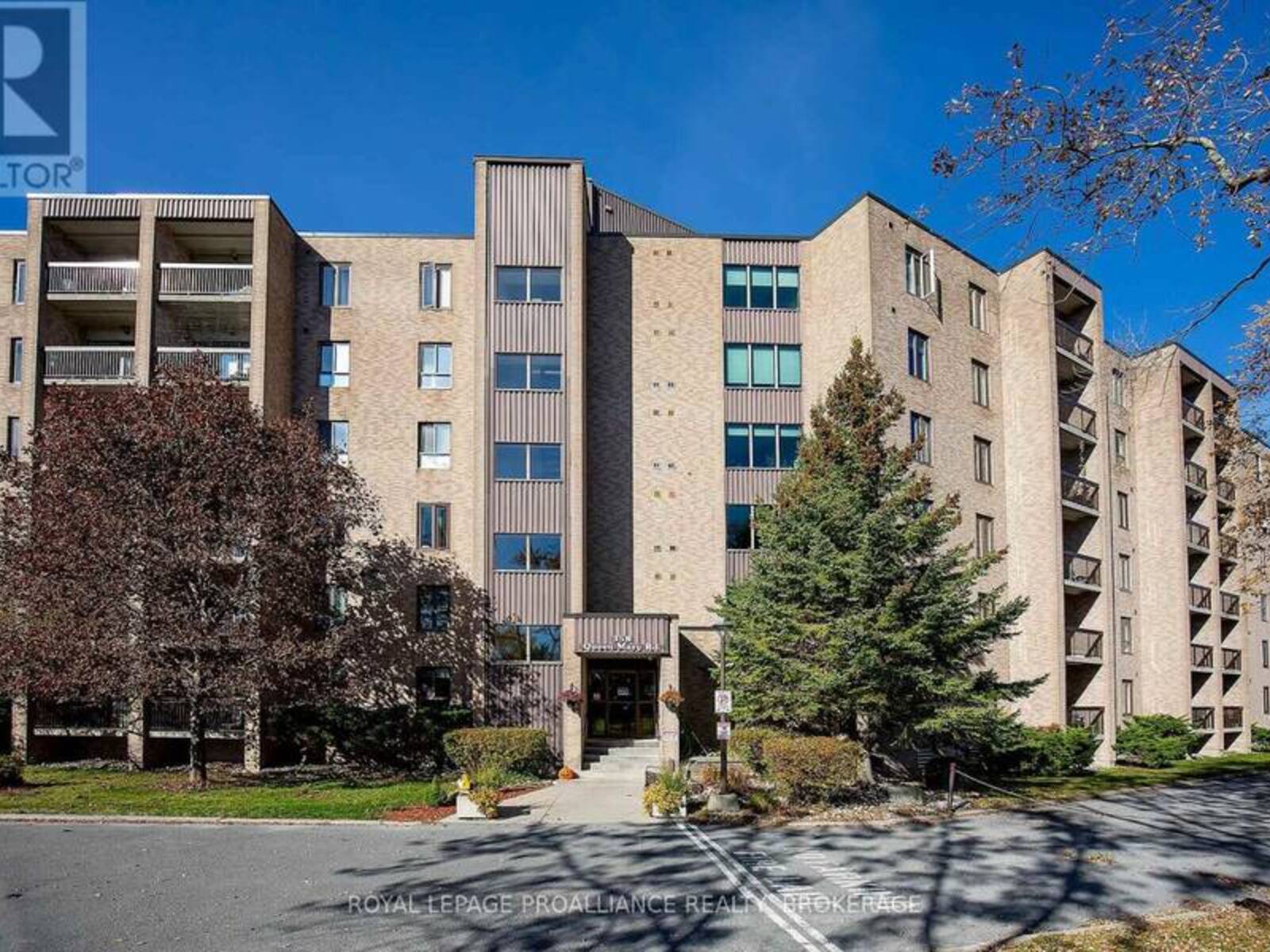 207 - 358 QUEEN MARY ROAD, Kingston, Ontario K7M 7E8