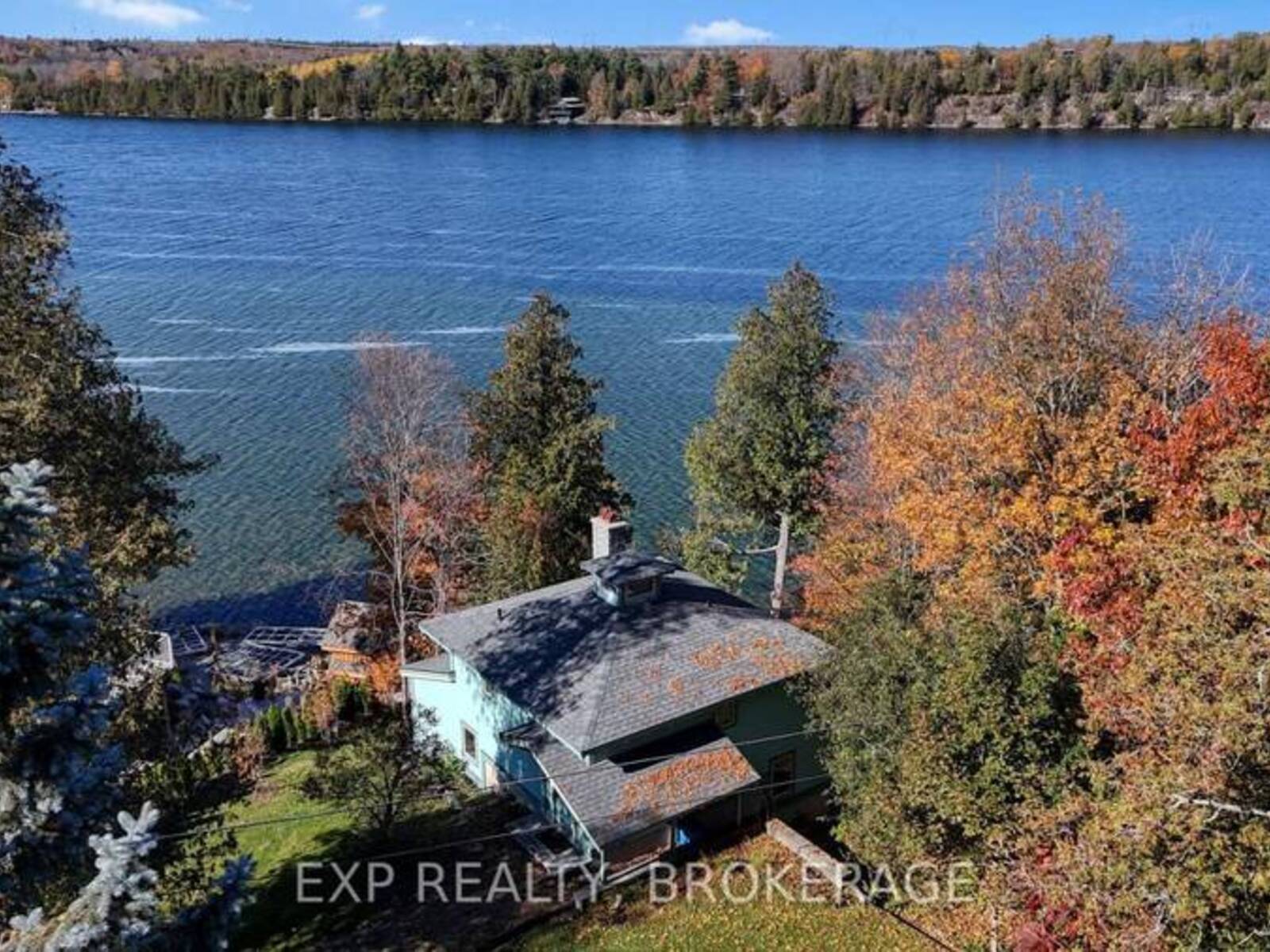 1008 MOCKINGBIRD LANE, South Frontenac, Ontario K0H 2T0