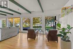 86 LAKESHORE BOULEVARD | Kingston Ontario | Slide Image Sixteen