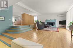 86 LAKESHORE BOULEVARD | Kingston Ontario | Slide Image Eight