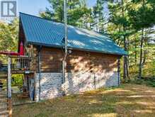 924 BLUE RUN LANE | Leeds and the Thousand Islands Ontario | Slide Image Two