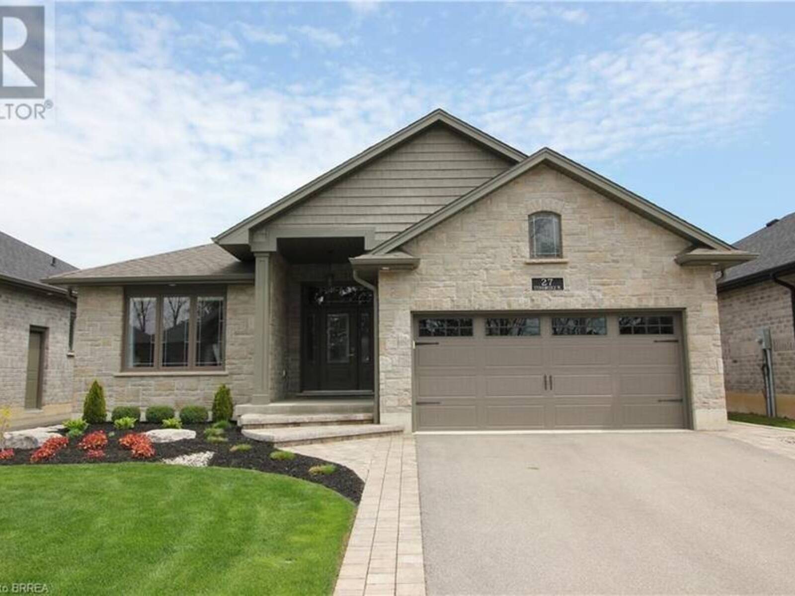 27 STONEBRIDGE Place, Simcoe, Ontario N3Y 0E6