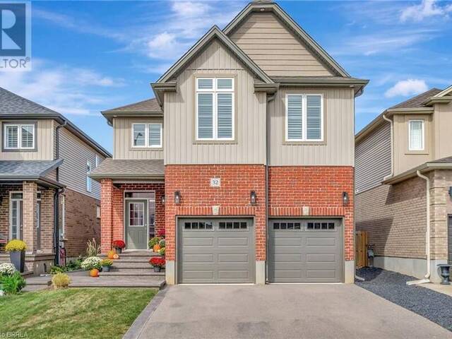 32 ARLINGTON Parkway Paris Ontario, N3L 0G2