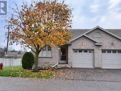 19 HANLON Place Unit# 28 Paris Ontario, N3L 4E8