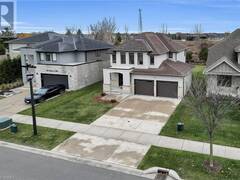 1157 EAGLETRACE Drive London Ontario, N6G 0K7