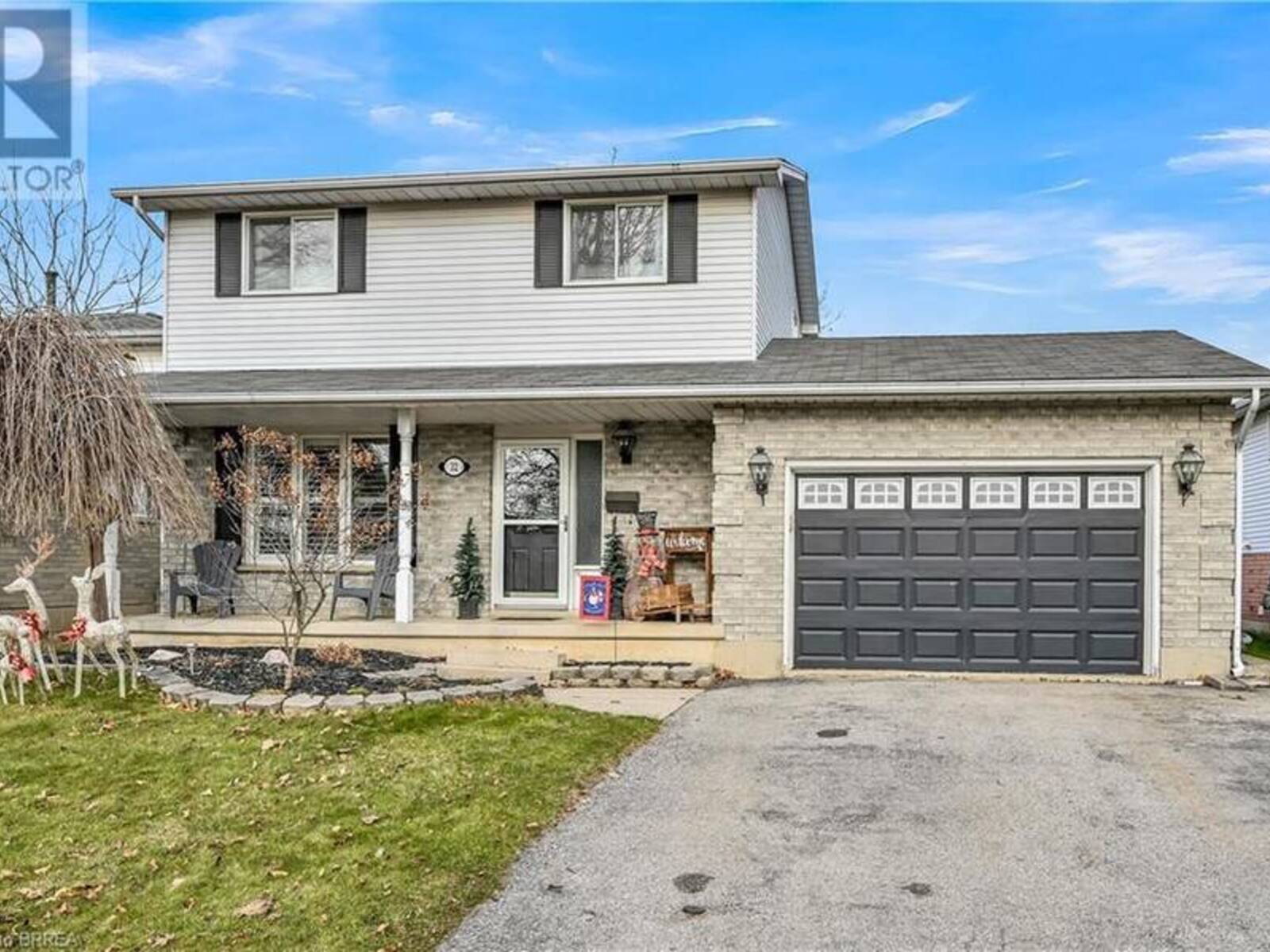 32 KIEV Boulevard, Brantford, Ontario N3P 1Y8