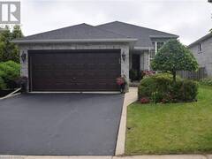 16 MCGUINESS Drive Brantford Ontario, N3T 6M5