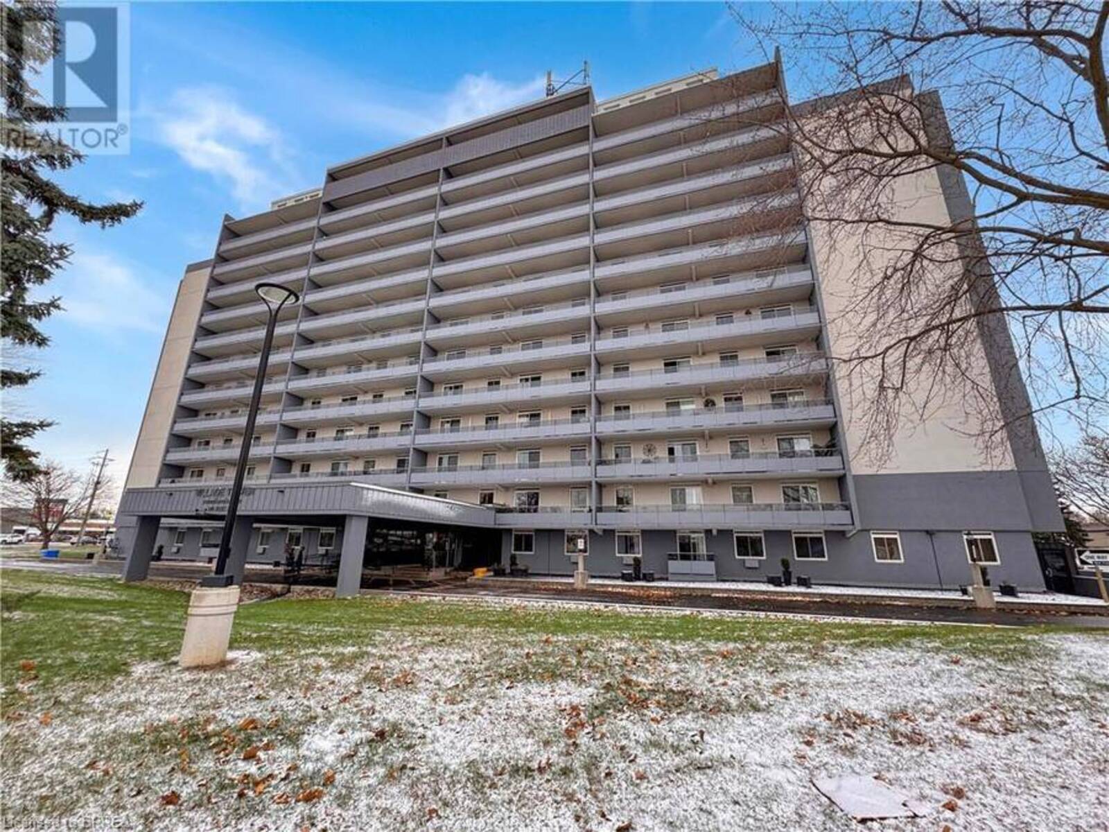 640 WEST Street Unit# 302, Brantford, Ontario N3R 6M3