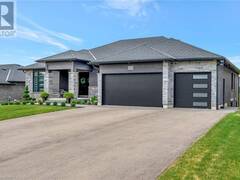 14 HUDSON Drive Brantford Ontario, N3T 5L7