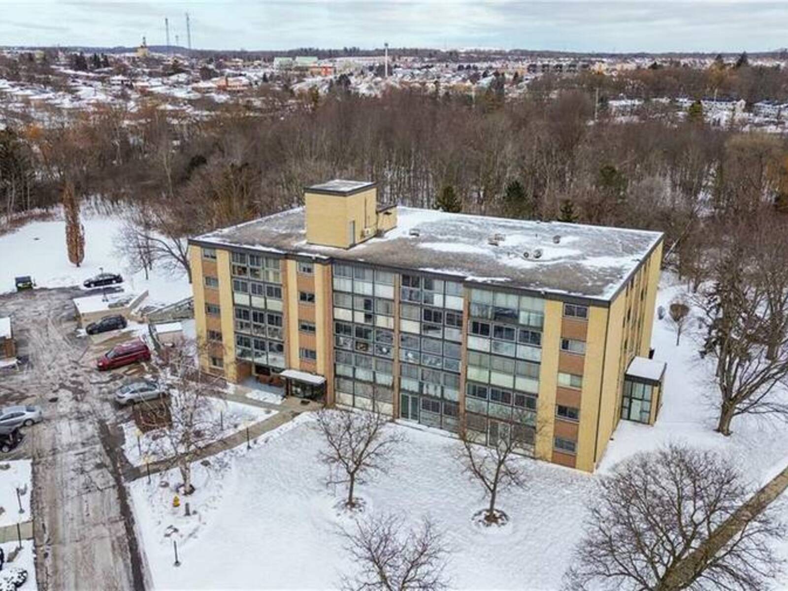 400 CHAMPLAIN Boulevard Unit# 206, Cambridge, Ontario N1R 7J6