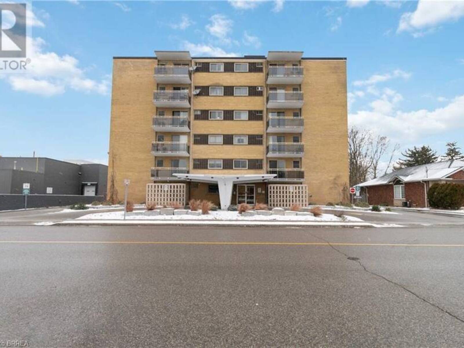 87 ST GEORGE Street Unit# 604, Brantford, Ontario N3R 1V5