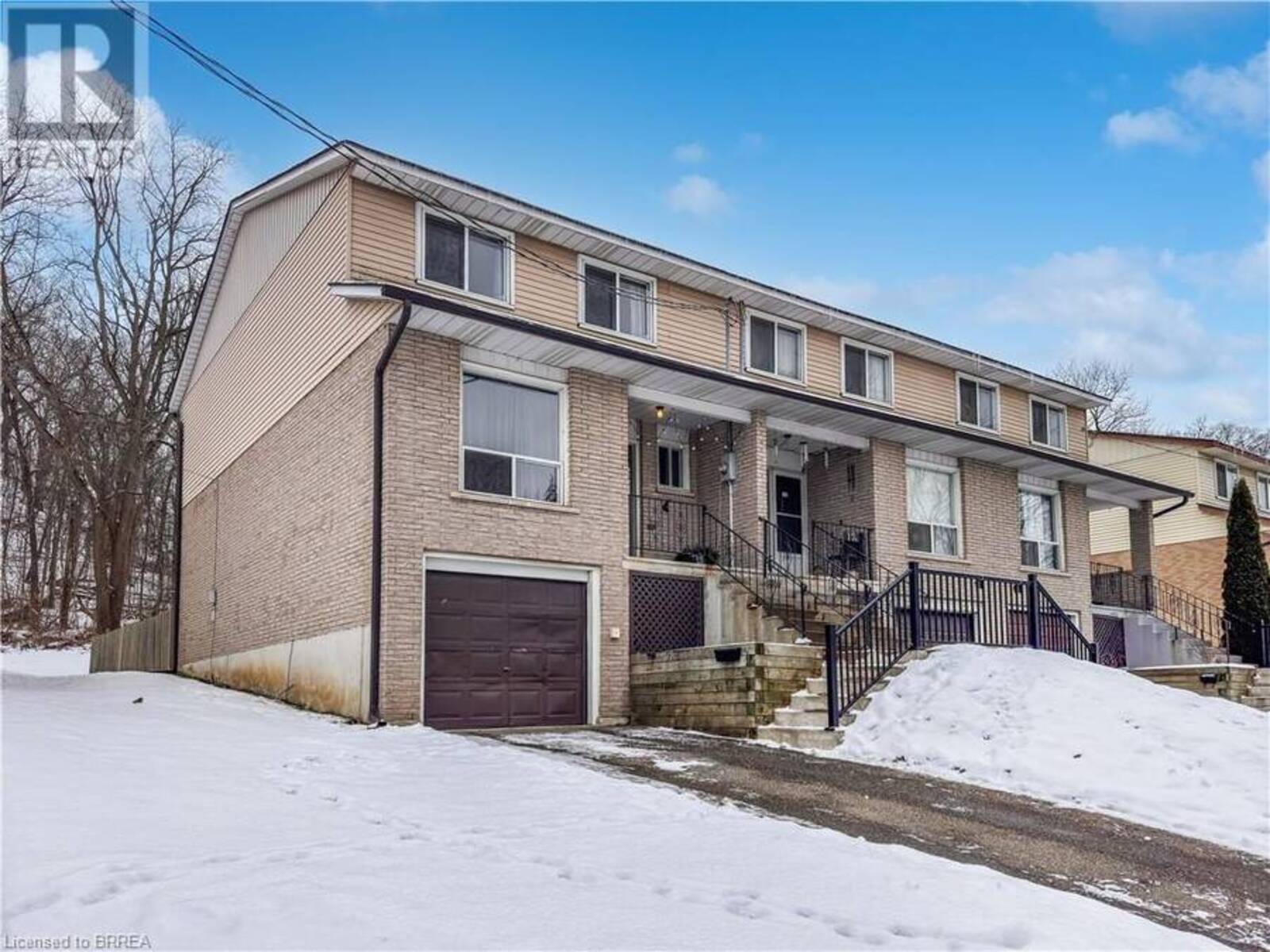 17 RALEIGH Street Unit# A, Brantford, Ontario N3T 1J8