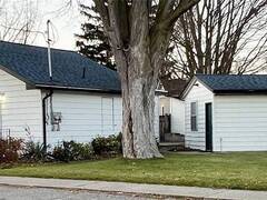 19-B CREEDEN Street Paris Ontario, N3L 2B8