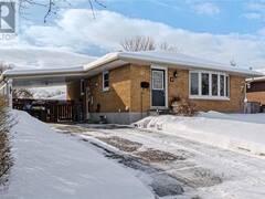 9 BLUERIDGE Crescent Brantford Ontario, N3R 5E6