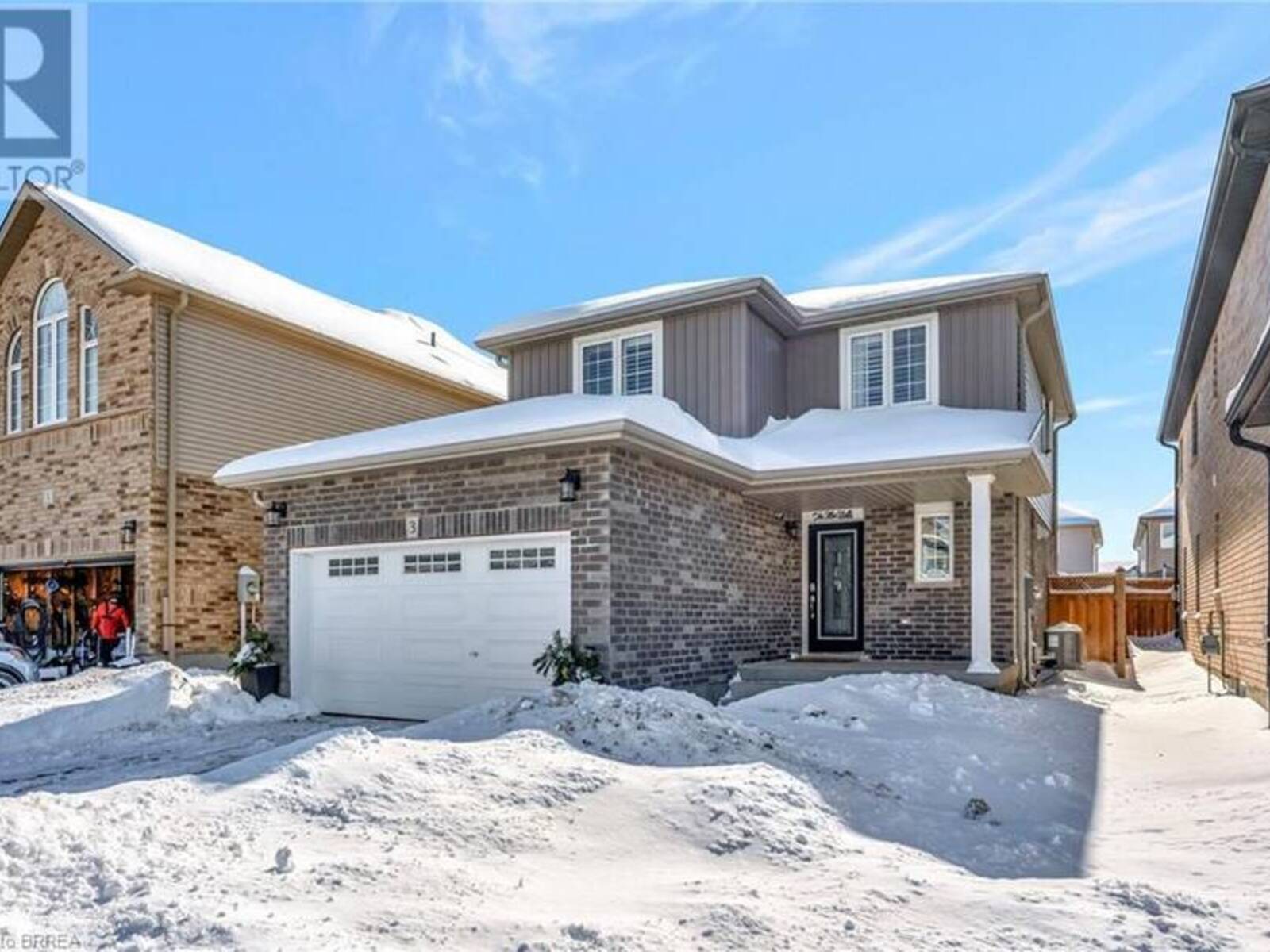 3 CRAWFORD Place, Paris, Ontario N3L 0A6