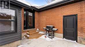 39 FARRINGFORD Drive | Brantford Ontario | Slide Image Nine