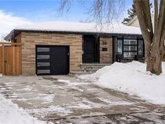 39 FARRINGFORD Drive Brantford Ontario, N3R 6K5