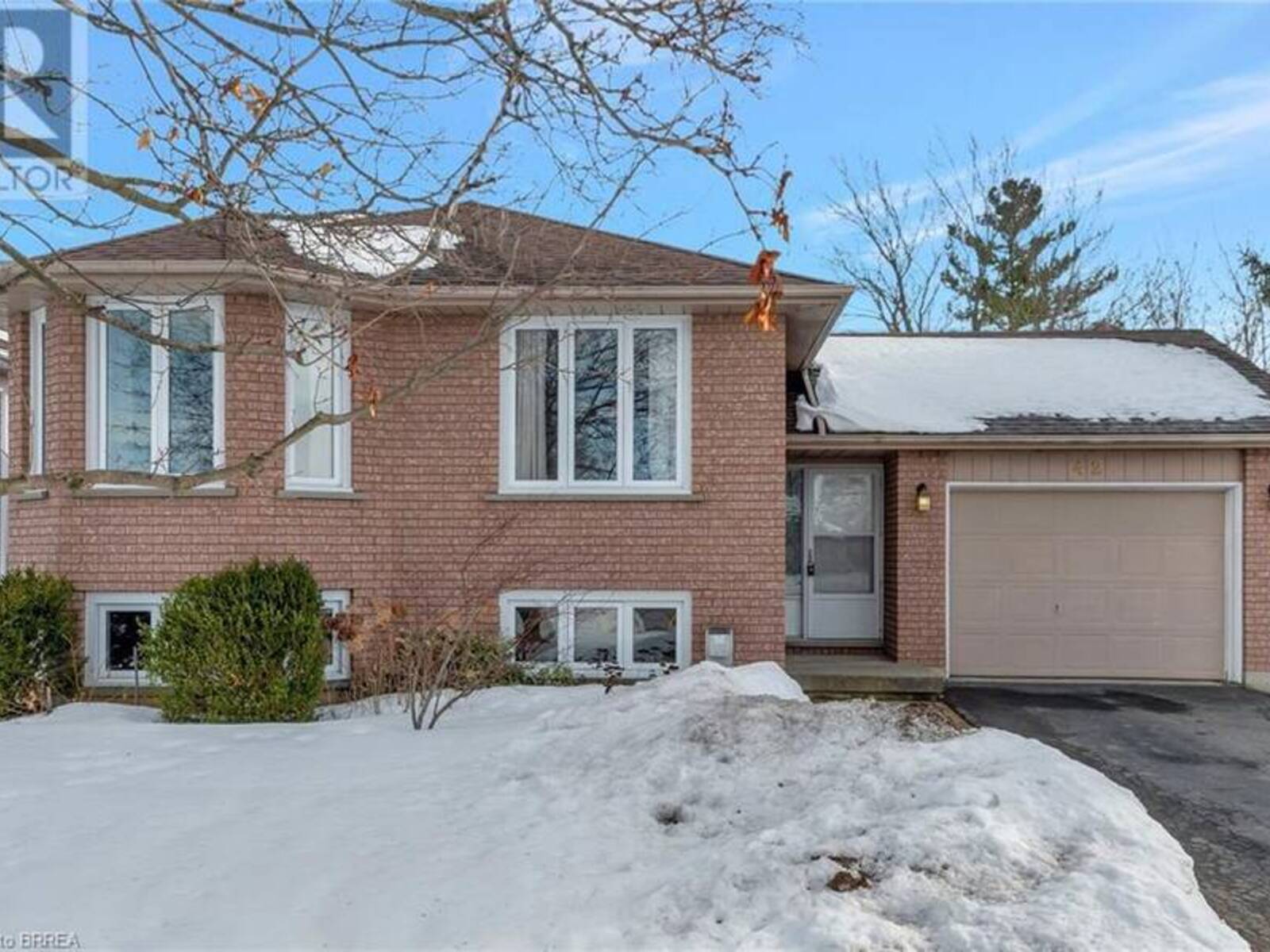 42 WINDSOR Drive, Brant, Ontario N0E 1N0