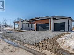 2 HUDSON Drive Brantford Ontario, N3T 0V6