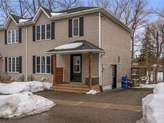 15 TOLHURST Avenue Brant Ontario, N0E 1N0