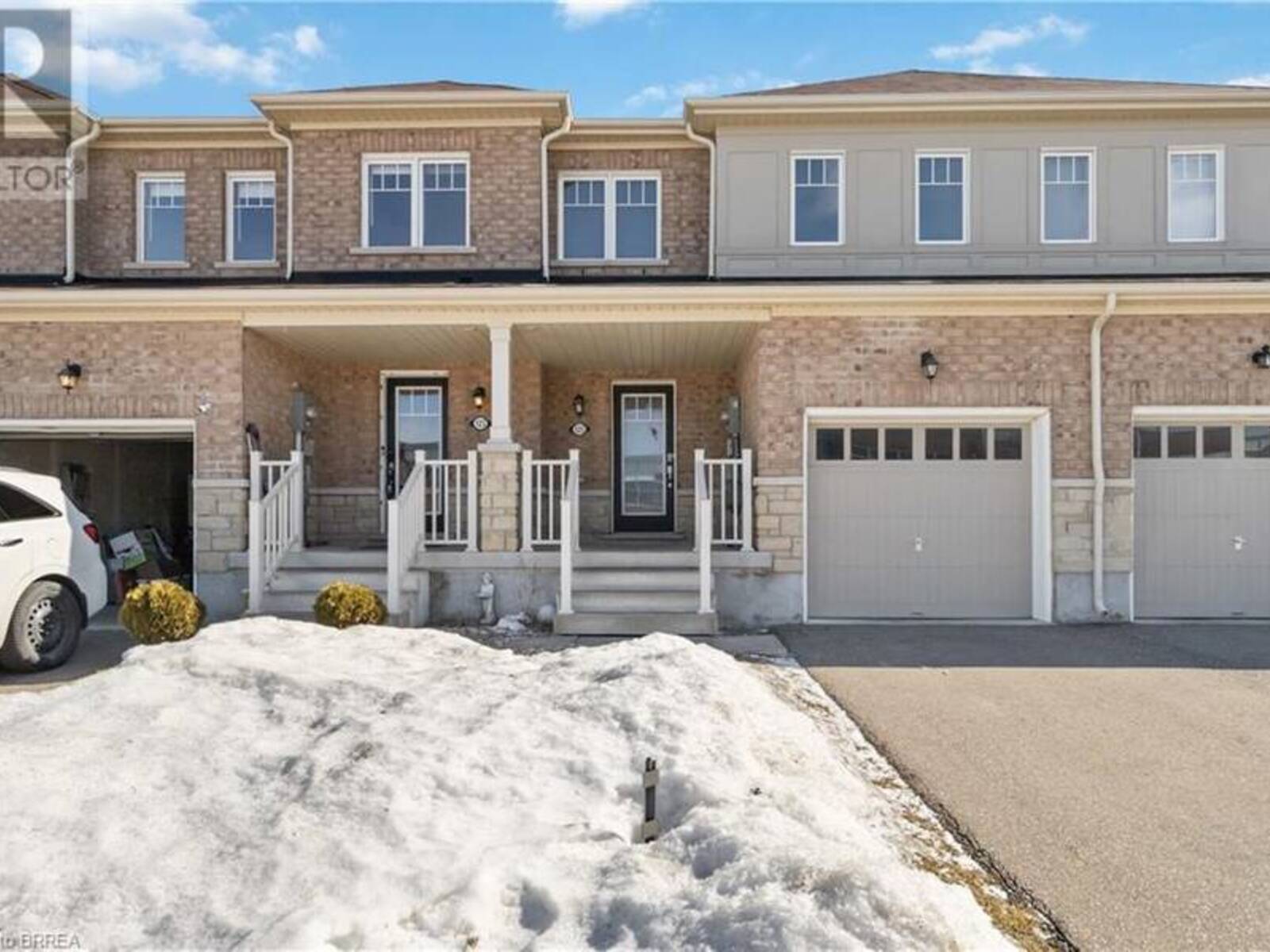 125 ENGLISH Lane, Brantford, Ontario N3T 5L5