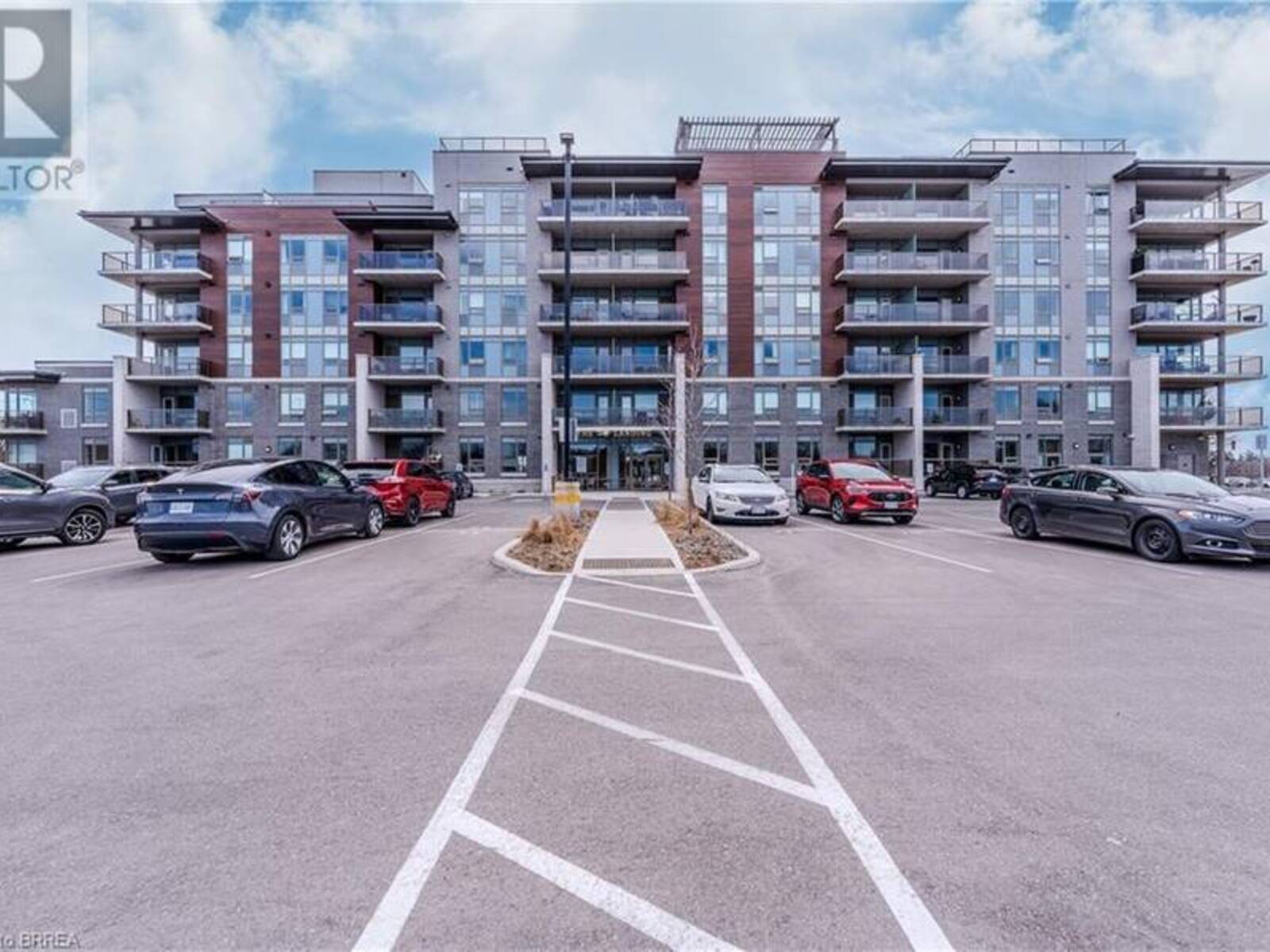 34 NORMAN Street Unit# 110, Brantford, Ontario N3R 2Y1