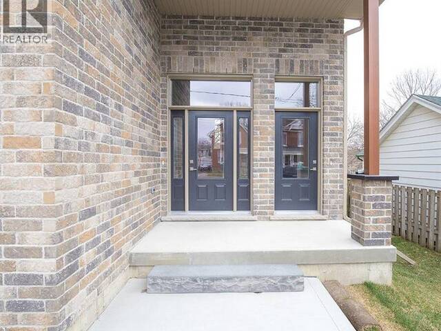355 WELLINGTON Street Brantford Ontario, N3S 4A7 - Multi-family Home For Sale