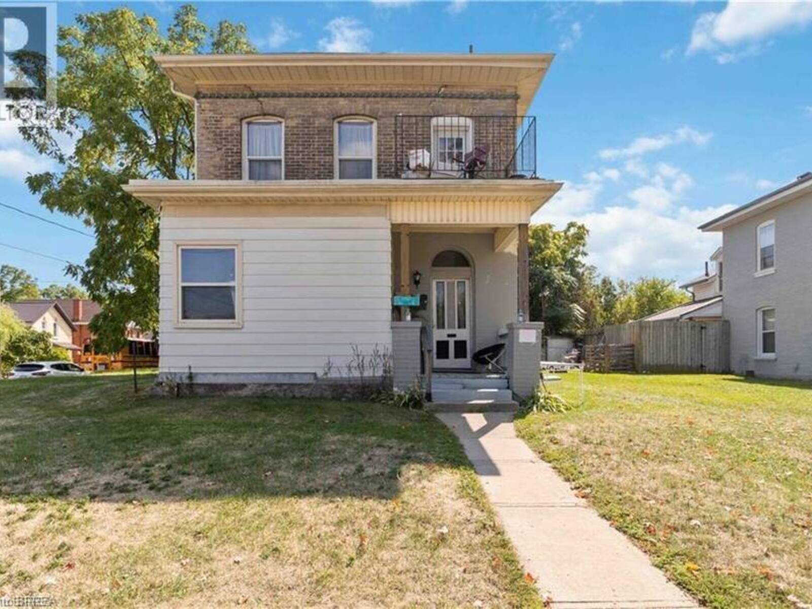 22 PARK Avenue, Brantford, Ontario N3S 5H3