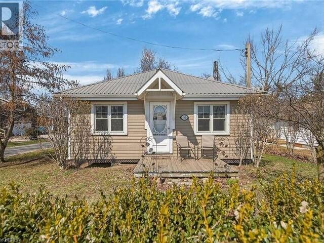 88 ERIE Boulevard Port Rowan Ontario, N0E 1M0 - 2 Bedrooms Home For Sale