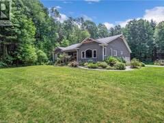 156 ST JOHNS Road W Simcoe Ontario, N3Y 4K5
