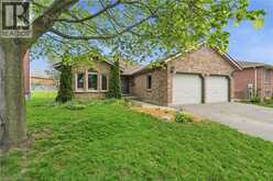 44 BLACKFRIAR Lane | Brantford Ontario | Slide Image One