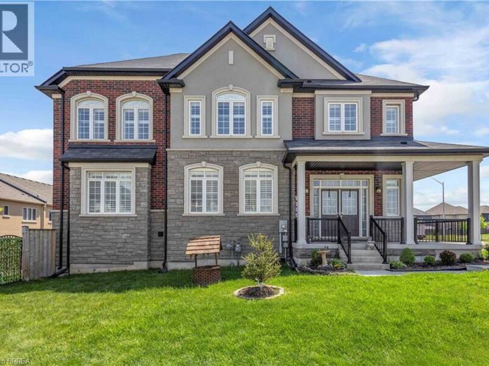 2 DOUG FOULDS Way, Paris, Ontario N3L 0K2