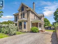 18 HAWARDEN Avenue Brantford Ontario, N3T 4H3