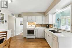 207 ROBINSON Road | Brantford Ontario | Slide Image Nine