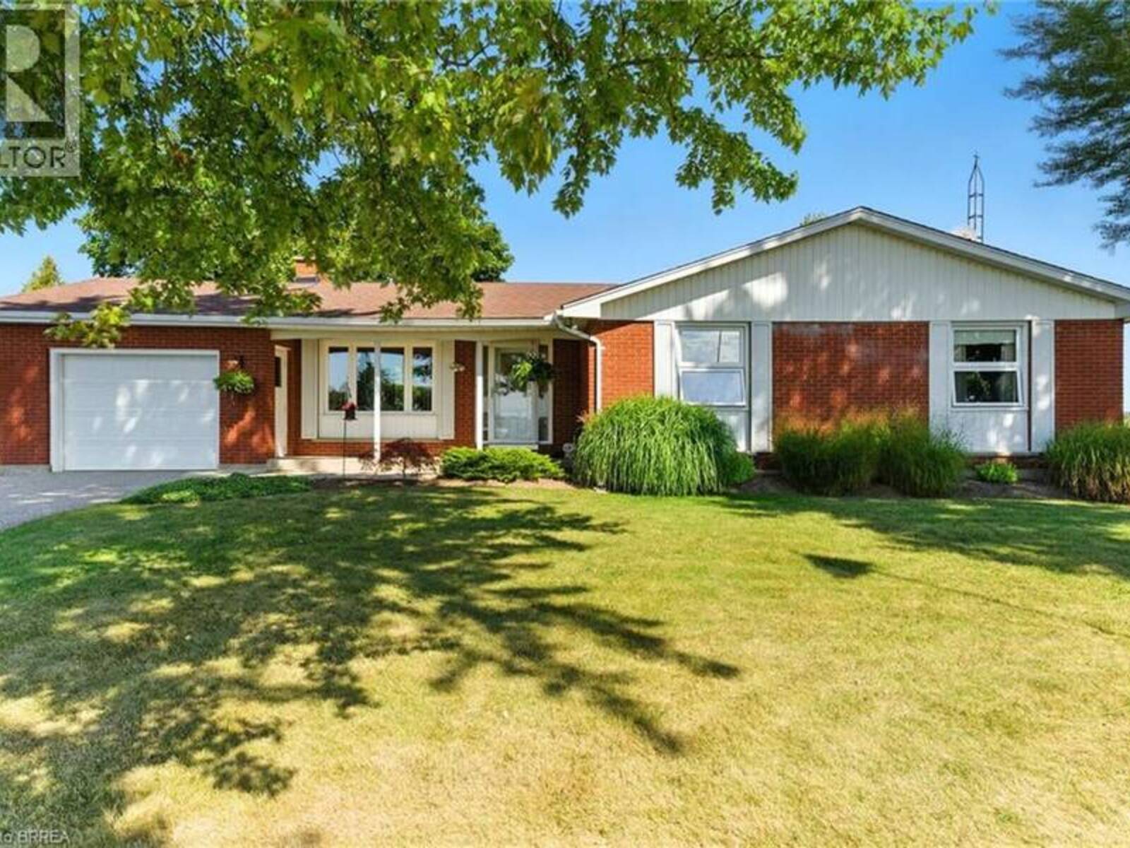 207 ROBINSON Road, Brantford, Ontario N3T 5L7